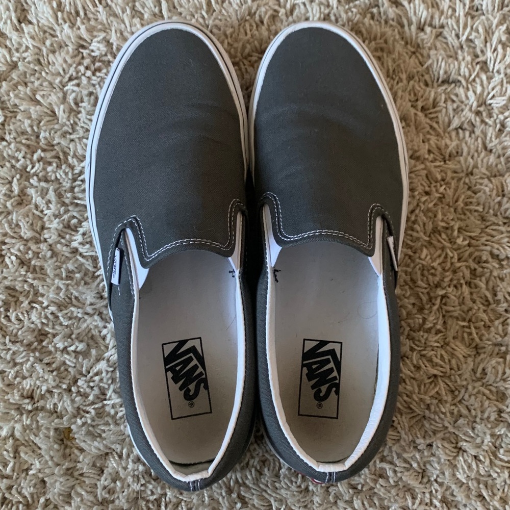 men slip on vans